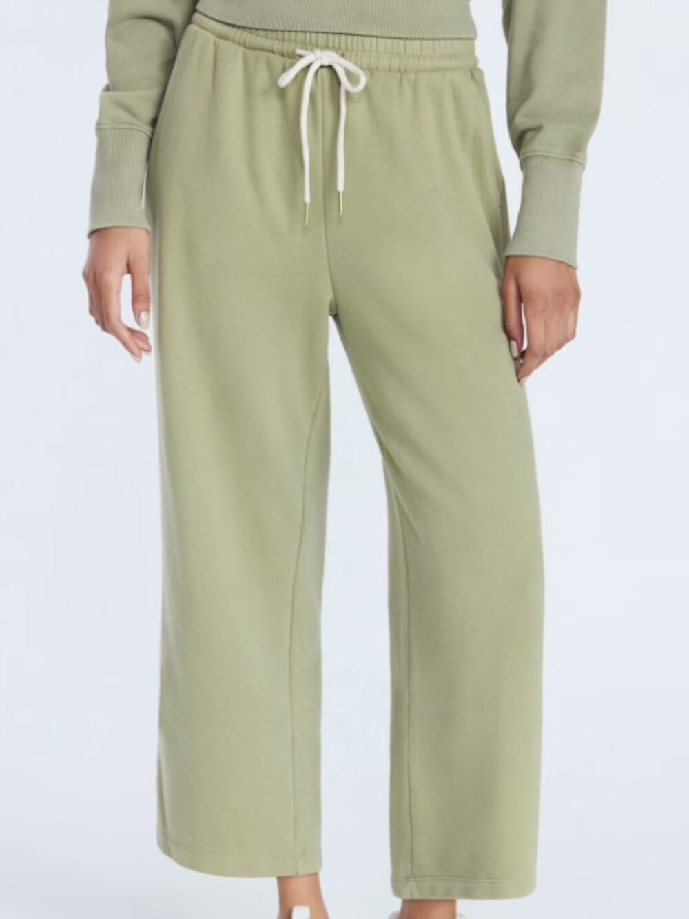 Free Assembly Women's Plus Cropped Sweatpants, Reseda Green, Size XXL NWT